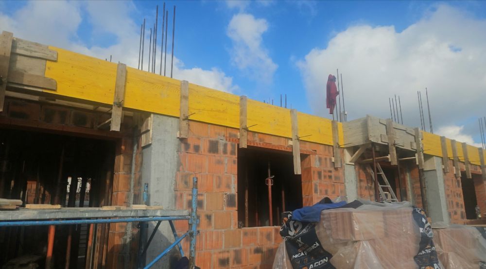 White Homes Concept!

   Ansamblu de căsuțe însiruite, situat in Tg -J