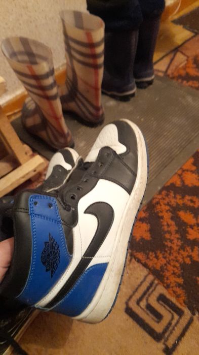 Кроссовки Nike бело-синие