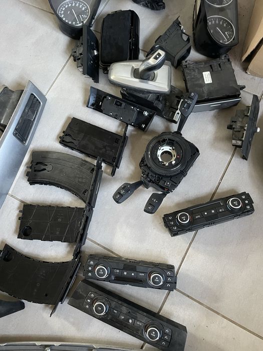 Ceasuri volan panou clima spira volan Bmw e90 91