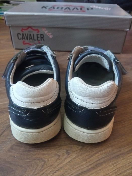 Спортни кожени кецове " Кавалер"