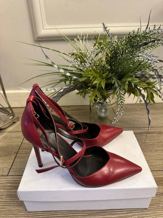 Туфли женские кожанные