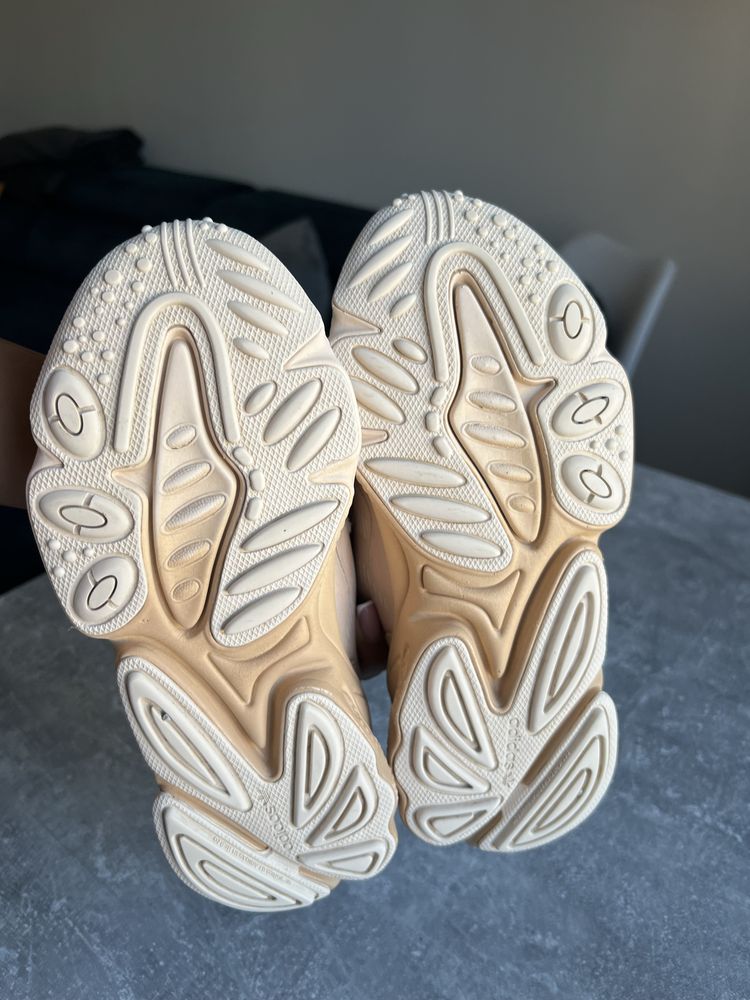 Маратонки Nike 270 react Adidas Liu jo