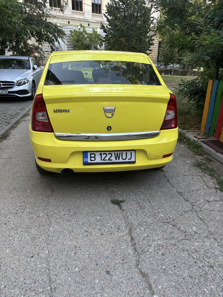 Dacia logan Lauret 1.2 2012