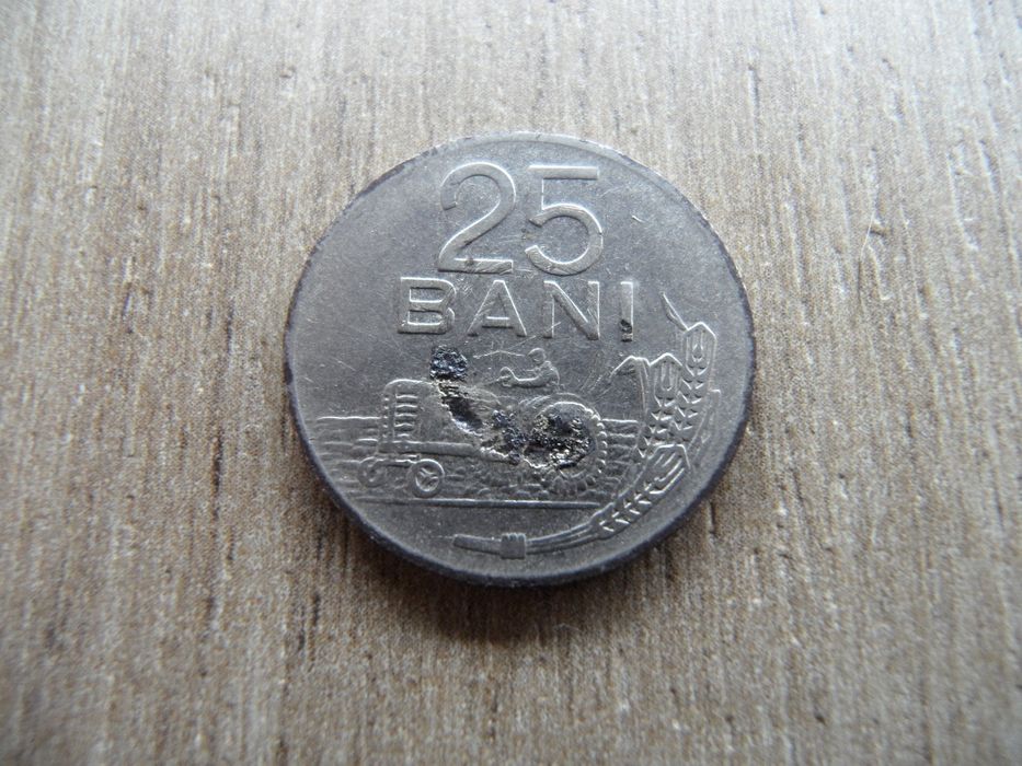 Vând moneda autentică de 25 de bani din anul 1966