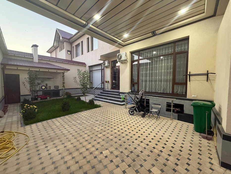 Учкахрамонда Ховли сотилади 2-Этаж 2-Сотих 5-Ком № 63 Умида