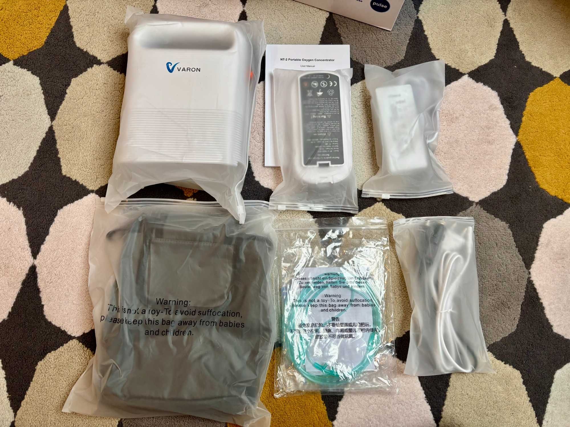 Concentrator Oxigen Portabil Cu Acumulator | 2,2kg | Varon NT-02 | NOU
