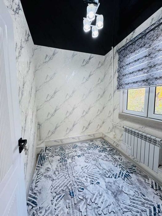 Chilonzor 11 kvartlda 1 xona sotiladi