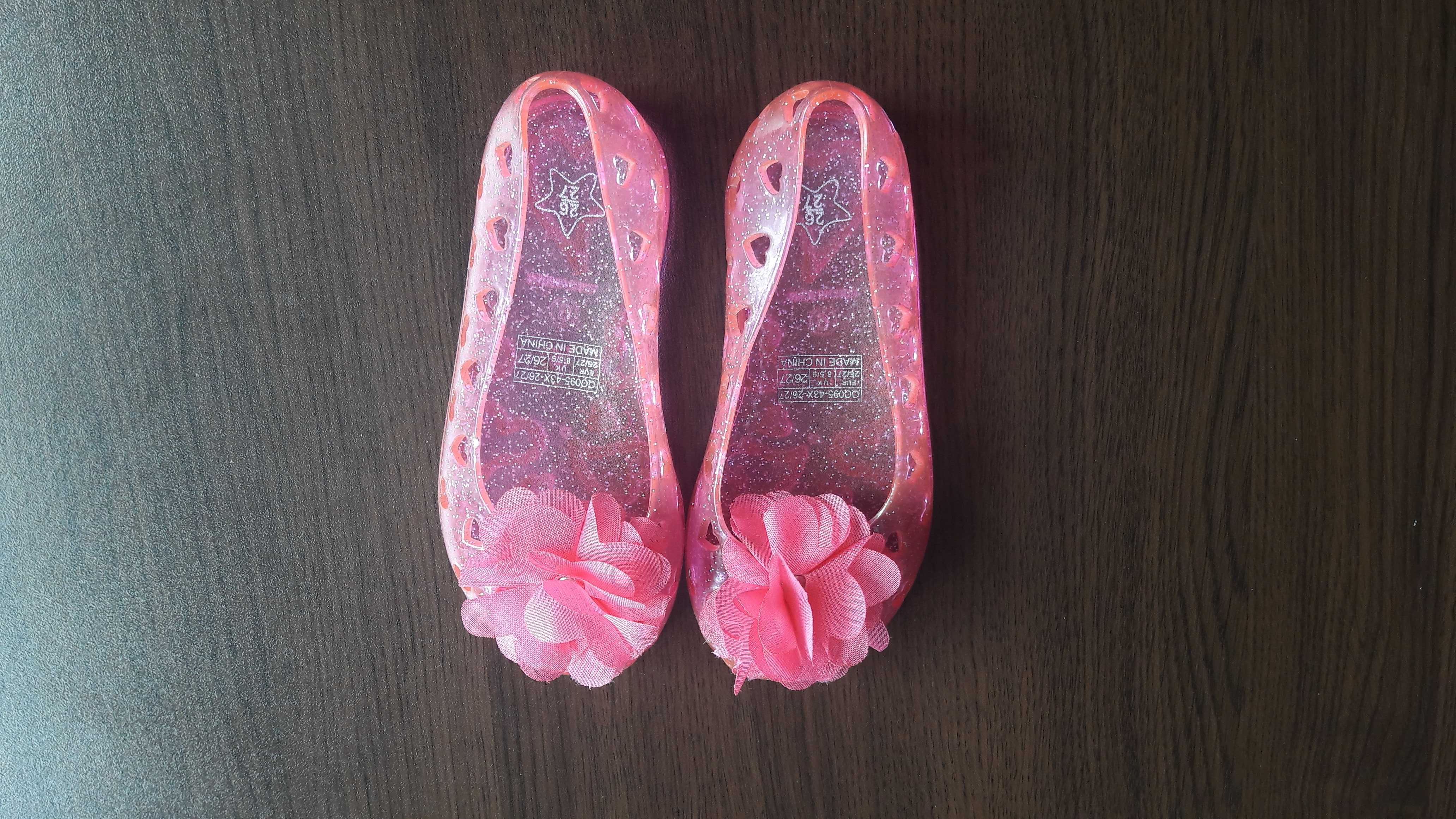 Детски силиконови обувки за момиче