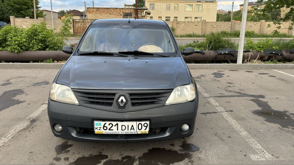 Продам рено логон 1 газ бензин