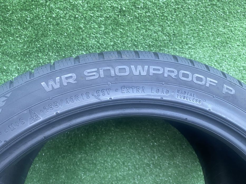 Set 2 anvelope iarna Nokian WR Snowproof 255 40 R 18 99V Dot3521 6,1mm