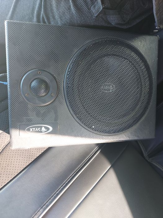 Продам саббуфер мини