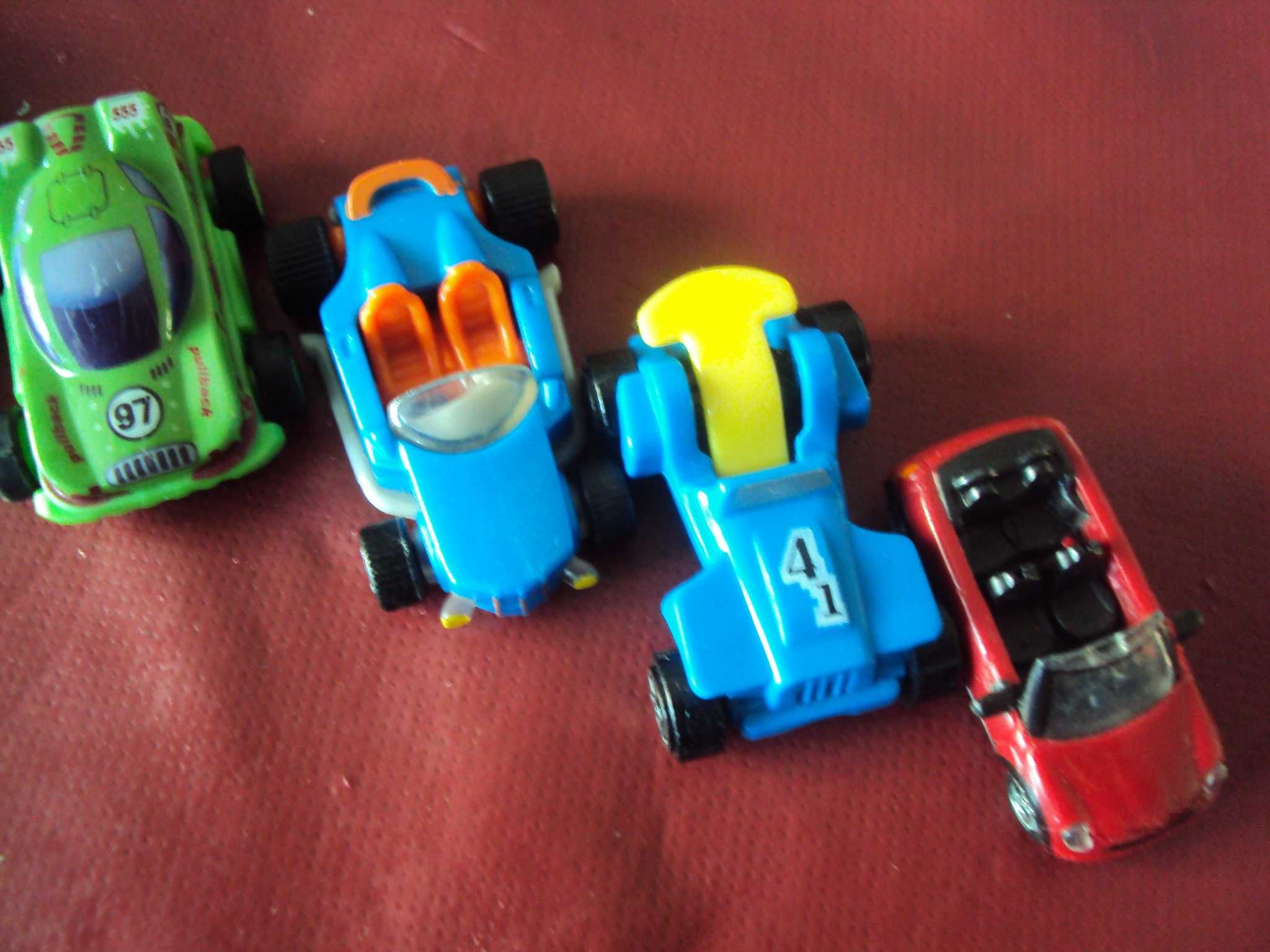 Детски пластмасови миниатюрни колички