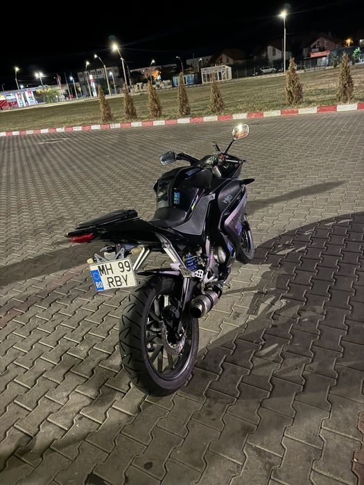 Yamaha YZF R-125 2016
