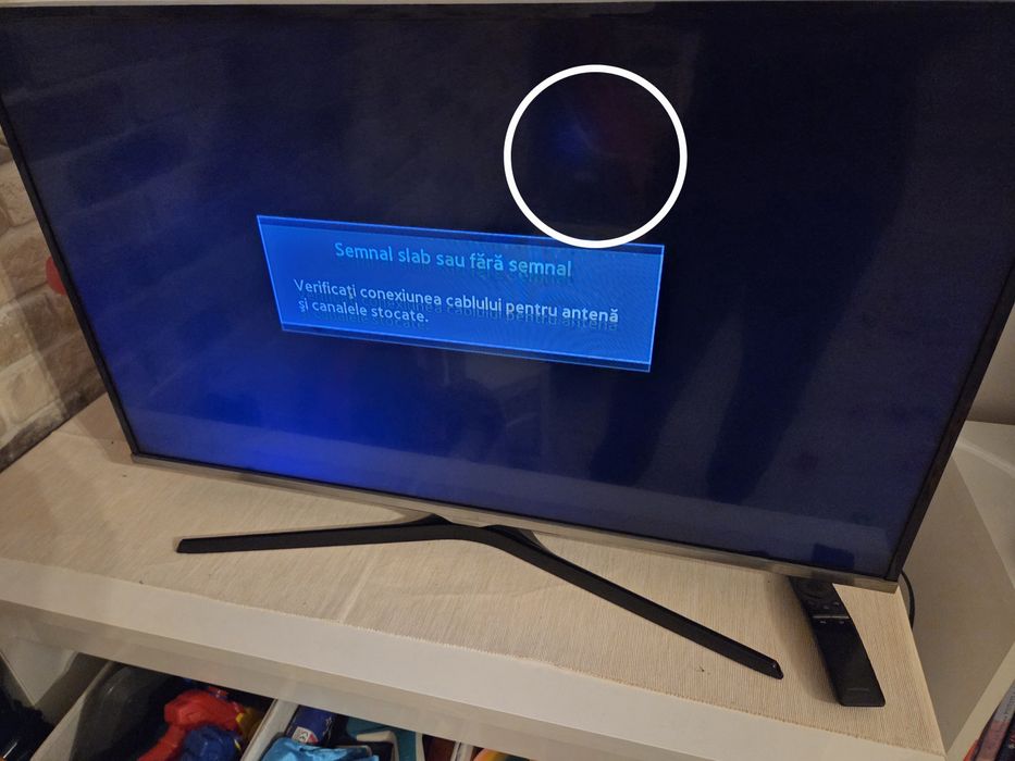 Televizor Samsung 80cm, NON-smart