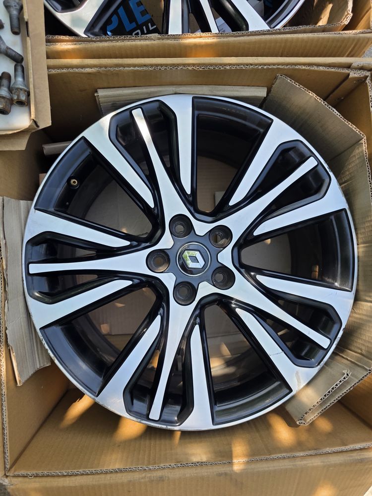 Jante Renault Talisman Initiale Paris R19