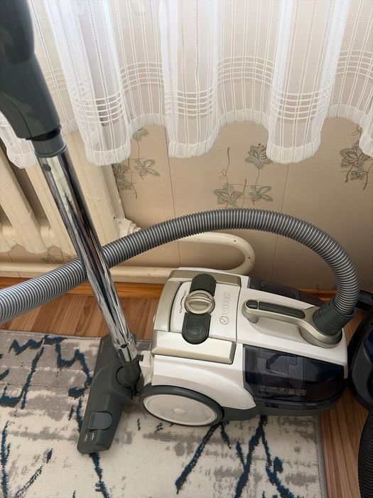Продам пылесос VITEK VT-1833