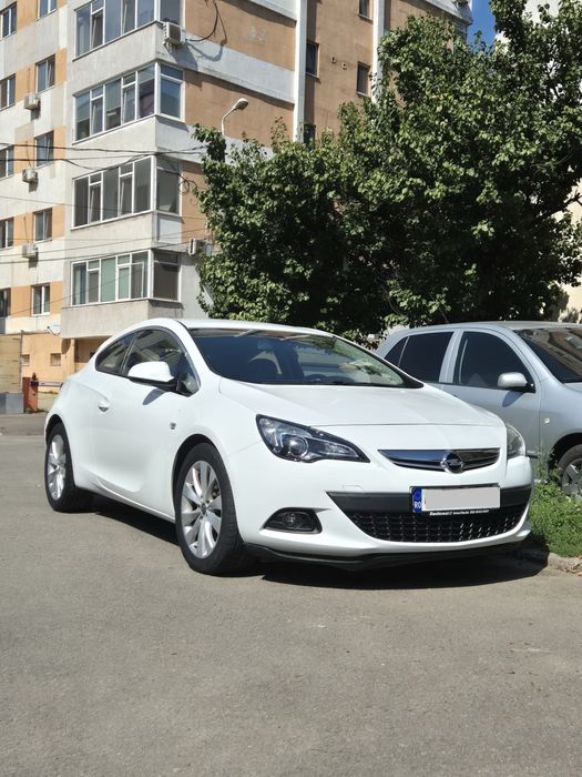 Opel Astra GTC 2013 143.000km