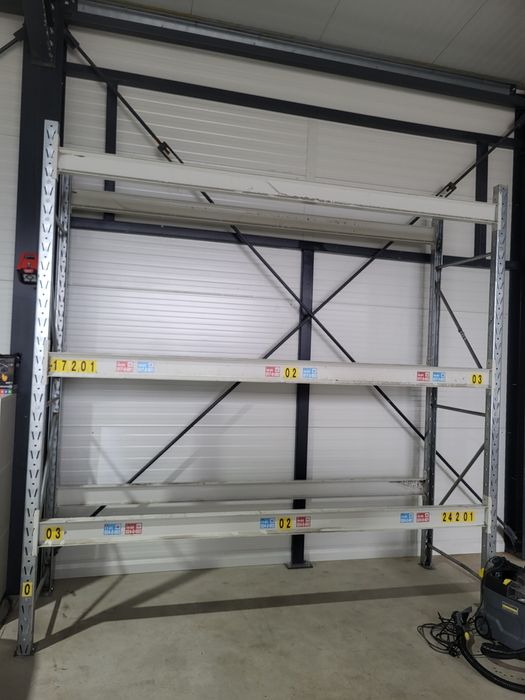 Rafturi metalice depozitare