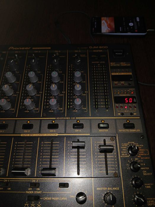 Mixer Pioneer djm 600 (dynacord,yamaha )