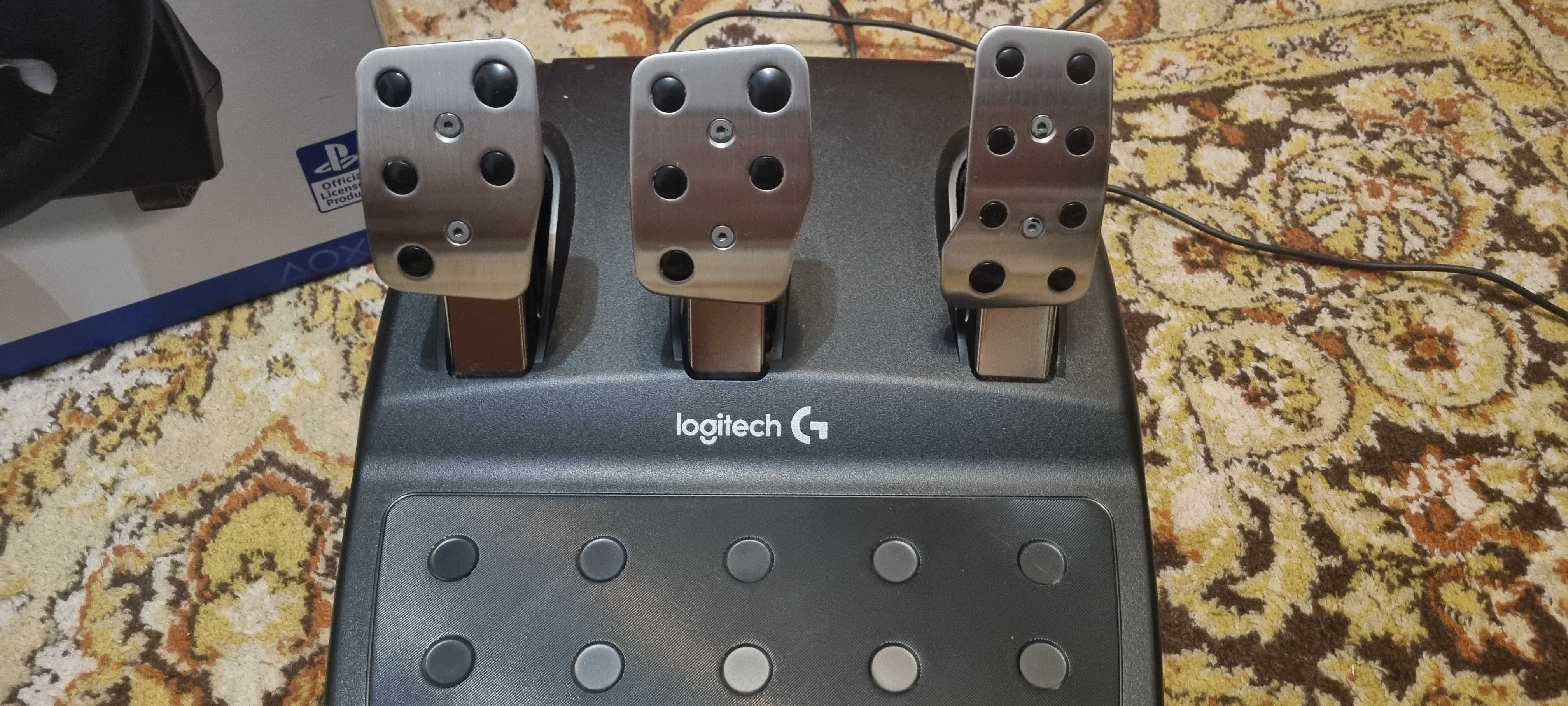 Volan Logitech G29 pentru Playstation 5, Playstation 4, PC