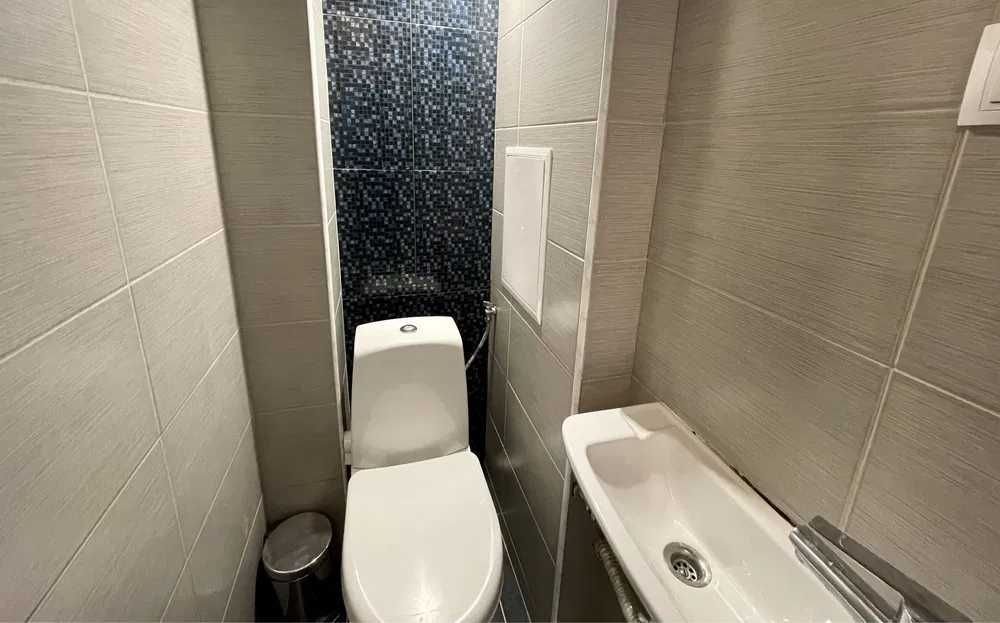 Дава се под наем Тристаен апартамент в София, Център - 85 кв.м за 1000 € - Снимка #5