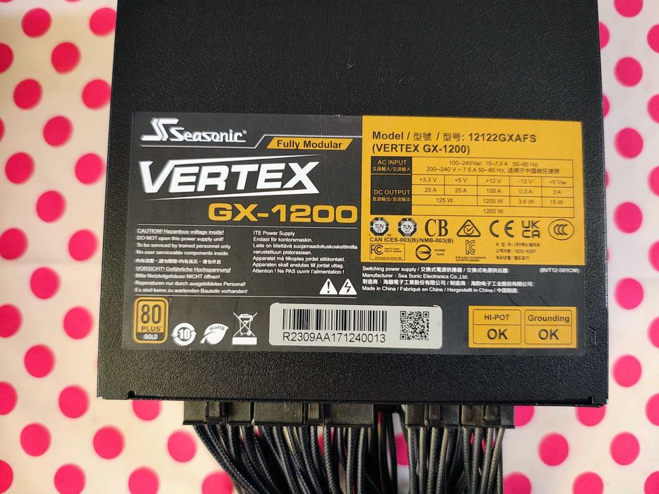Sursa Seasonic VERTEX GX, 80+ Gold, 1200W.