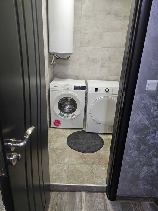 Продава се Тристаен апартамент в Пловдив, Южен - 92 кв.м за 1848 €/кв.м - Снимка #12