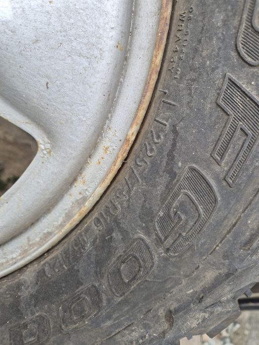 Jante Toyota Hilux/Land Cruiser 6x139 cu BF-Goodrich 225/75R16