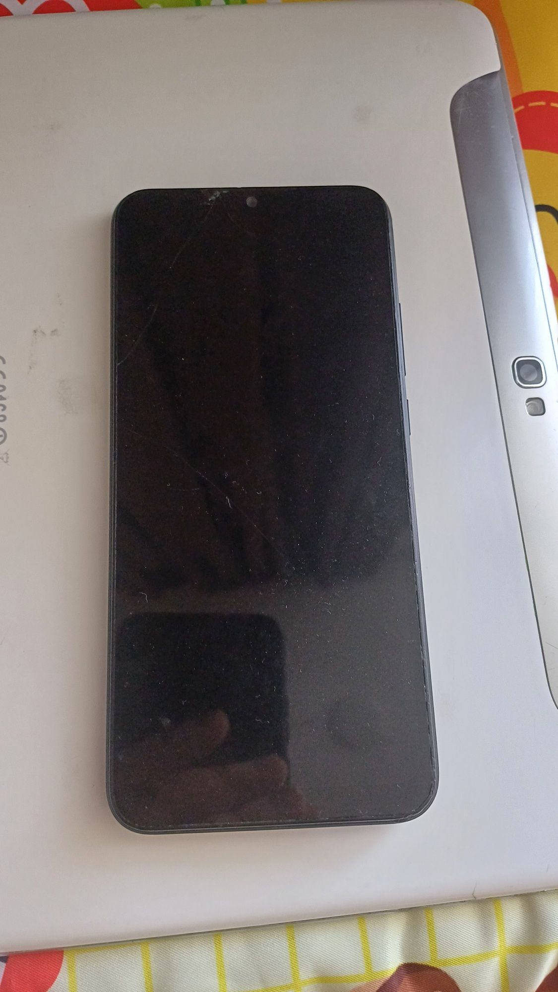 Продам 2 телефона Xiaomi 12C