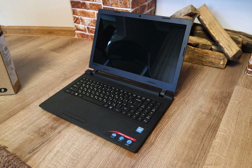 Lenovo Celeron N2840| 4 ГБ RAM| SSD 120 ГБ| АКБ ~3 ч| ноутбук