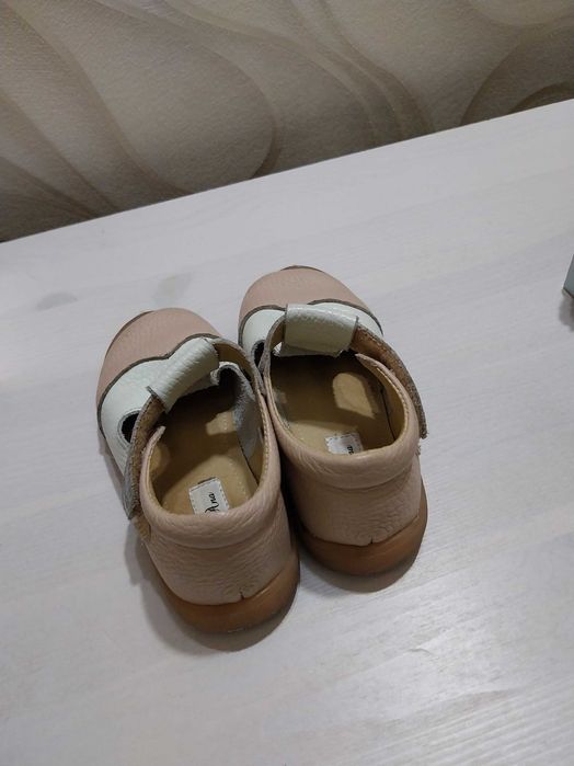 Pantofiori / sandaluțe  aryana nr 25