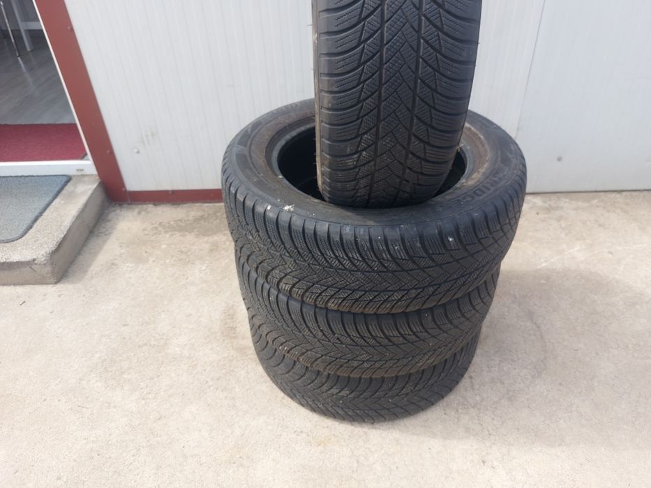 125 lei bucata! Set anvelope M+S/IARNA 225 60 17 Bridgestone dot 2019
