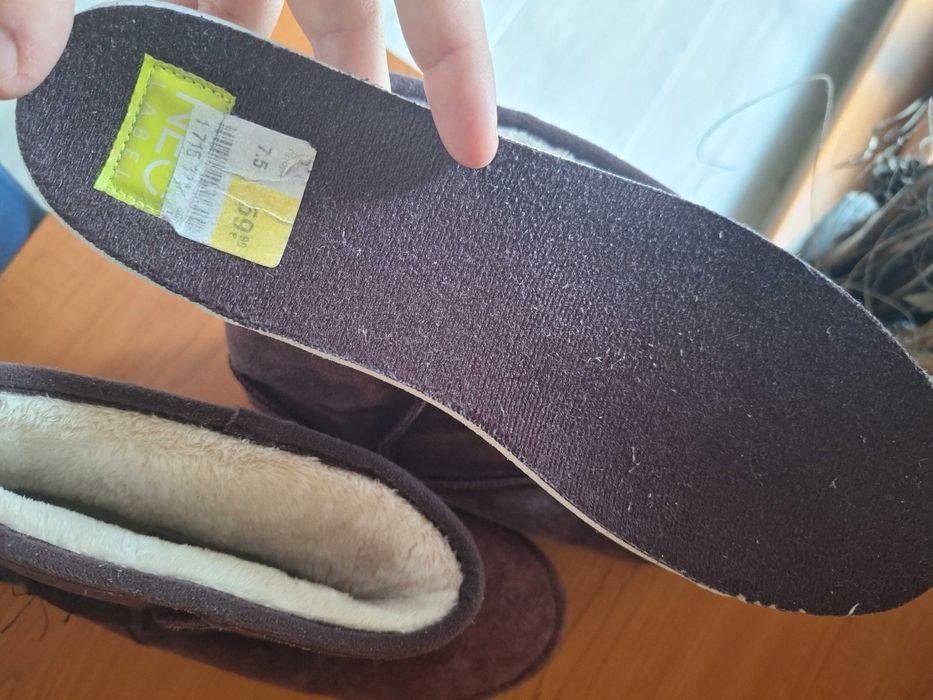 Adidas 41 и 1/3, стелка 26.5см