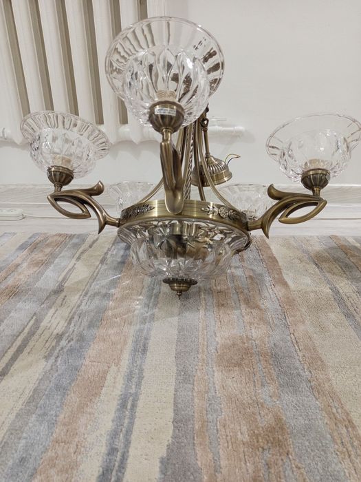 Люстры в отличном состоянии