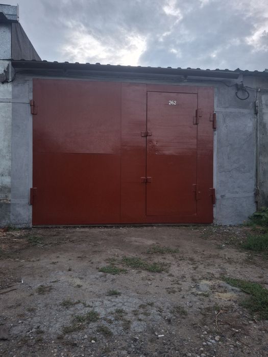 Продам гараж на кск