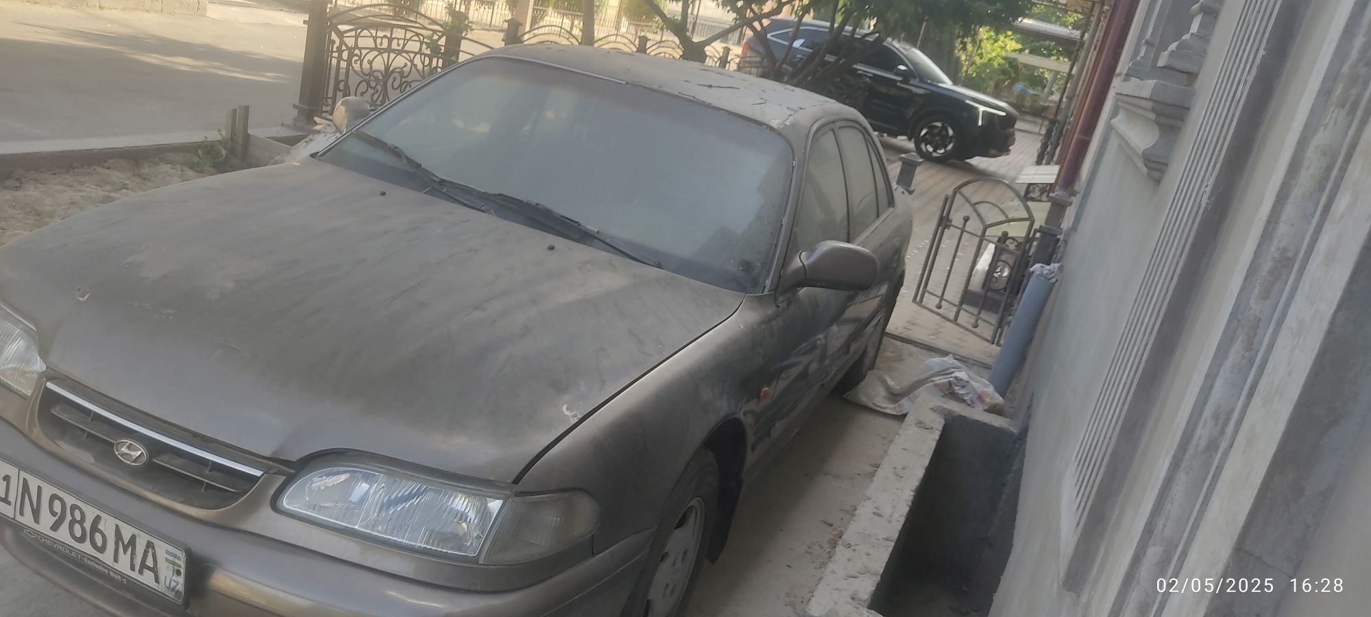 Hyundai sonata 2