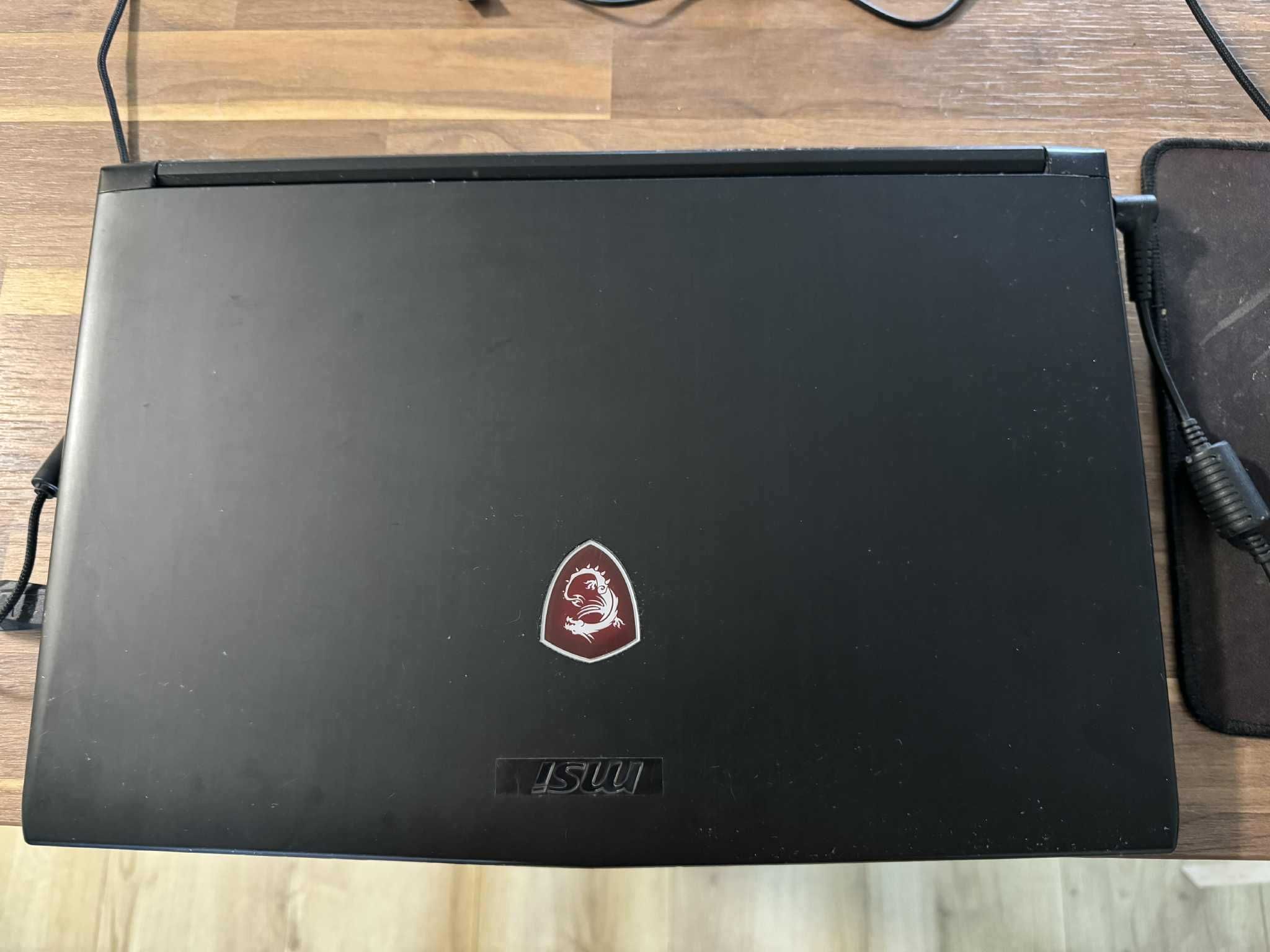 Геймърски Лаптоп MSI GV62 8RD