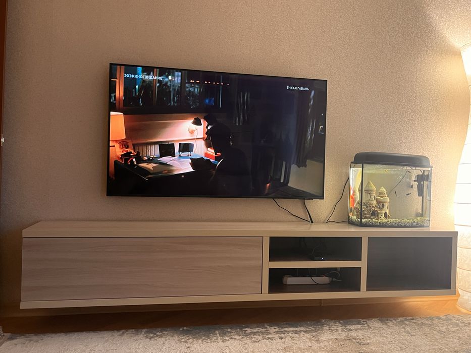 Тв-тумба навесная