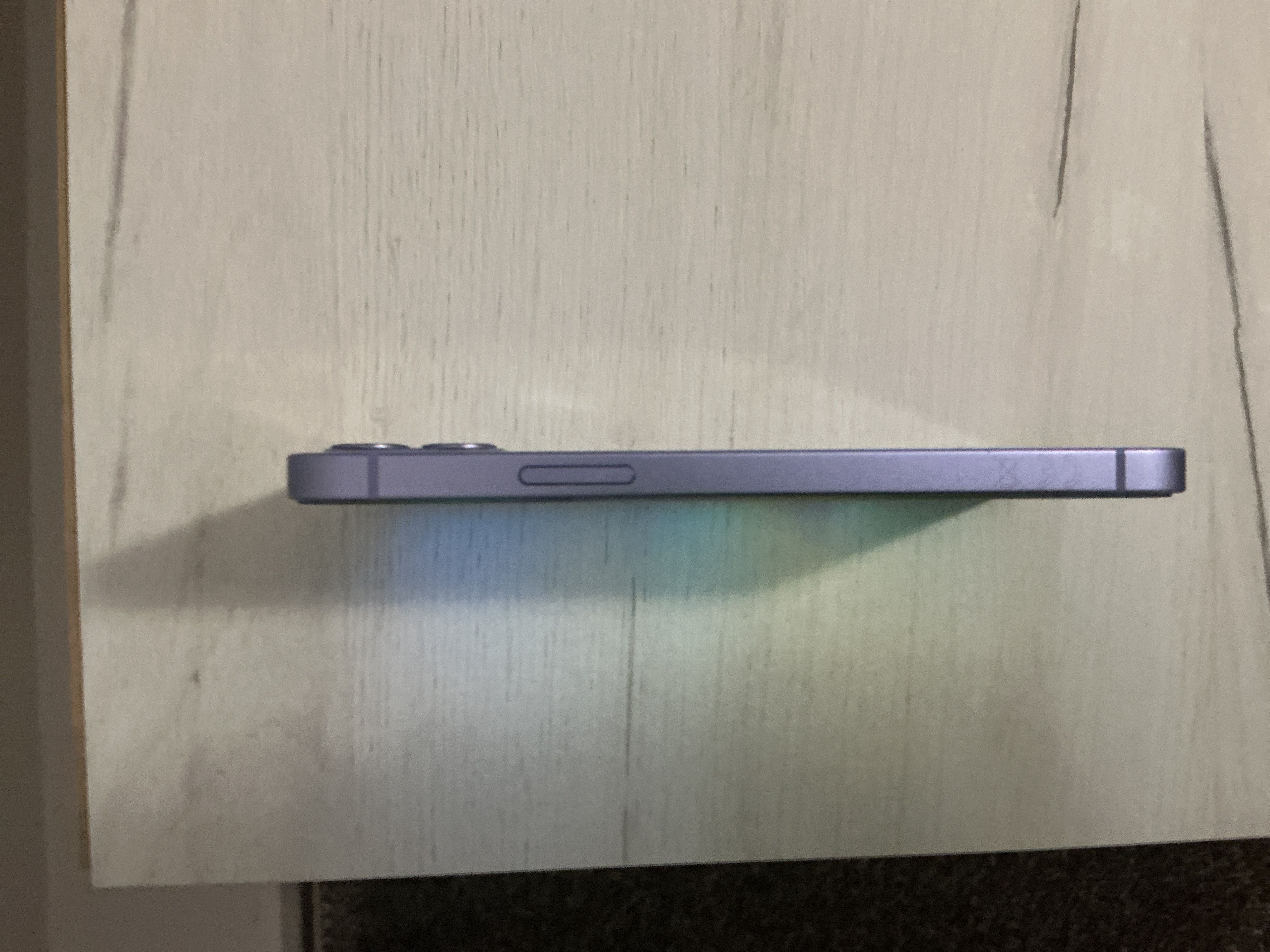 Iphone 12 много добър