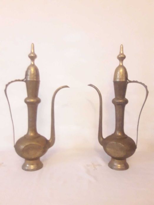 Carafa cu capac din alama gravat manual