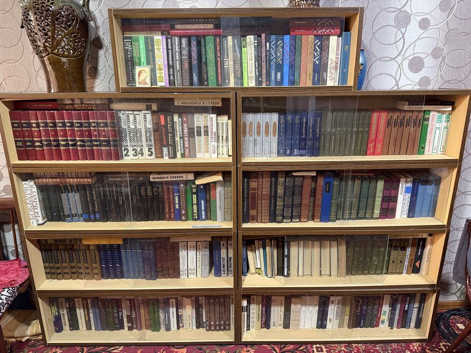 Книги советские в идеальнос состоянии.