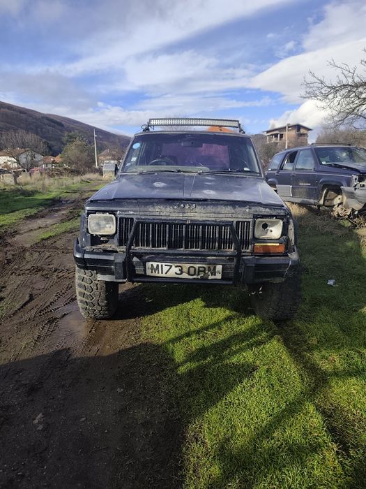 Джеп чероки хж 4000 бенз на части 95 год