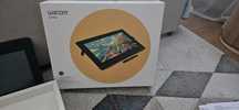 Vând tableta grafica Wacom Cintiq 16
