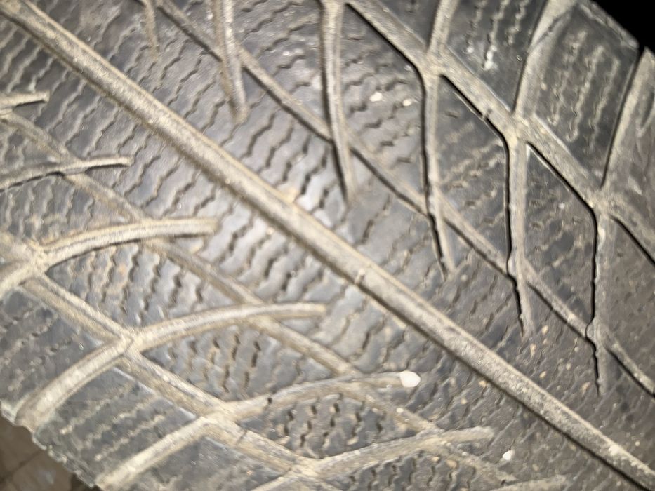 Продам один балон от мерса накаченый 205/55/16