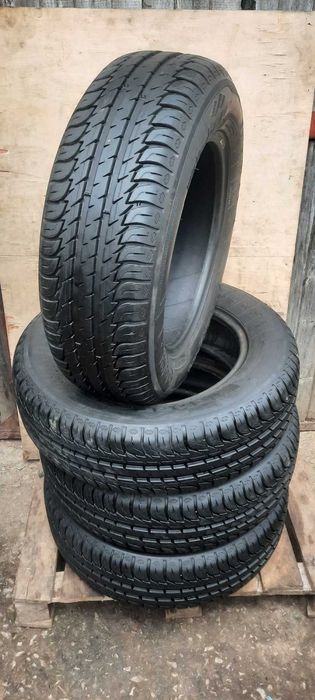 4 броя летни гуми 195 65 15 дот20 марка KLEBER като нови 8мм грайфер