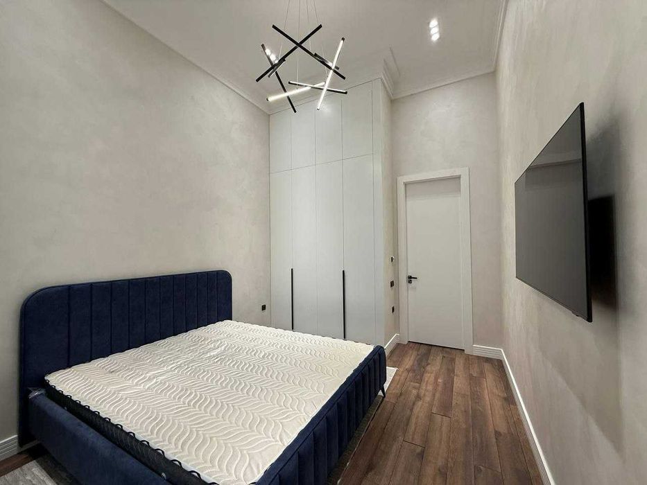 5-комнатная в ЖК «Mirabad Palace» потолки 4.5м ID: 3752