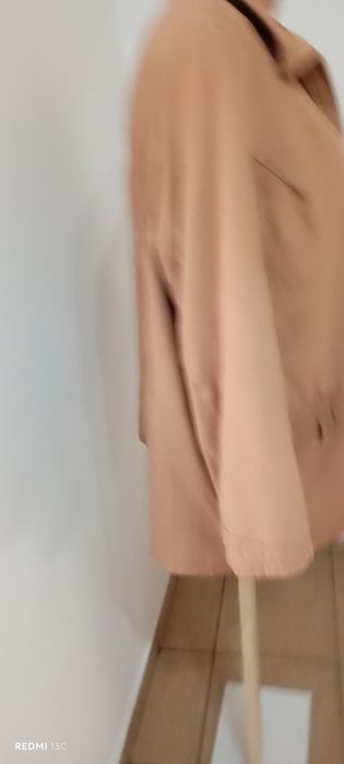 Geaca damă mărimea 46 culoarea piersicii