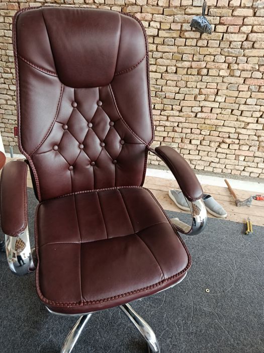 Кресло офис  сотилади