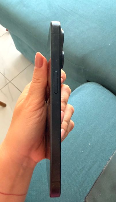 Продавам iPhone 15 Pro