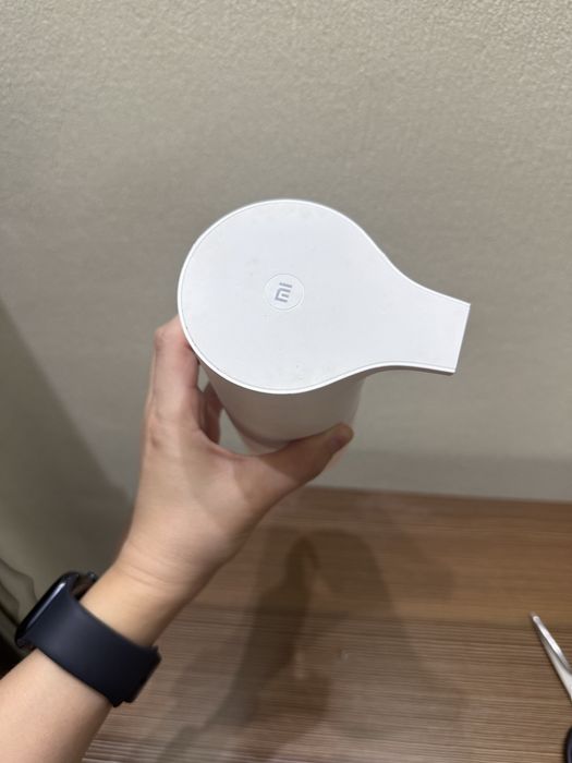 Сенсорный дозатор для жидкого мыла